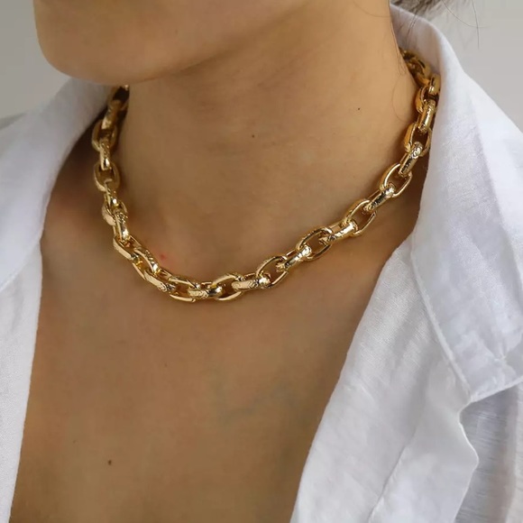 Jewelry - New 18k gold plated necklace